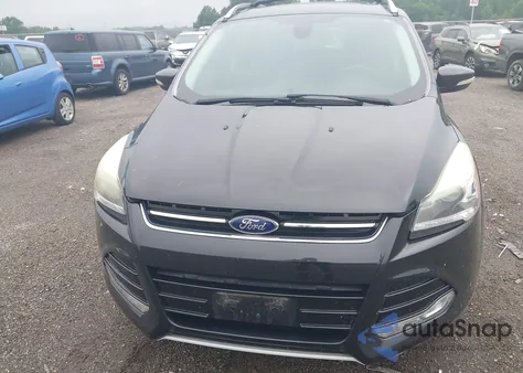 2015 Ford Escape Titanium из США, поврежденный, VIN 1FMCU0JX7FUB00462